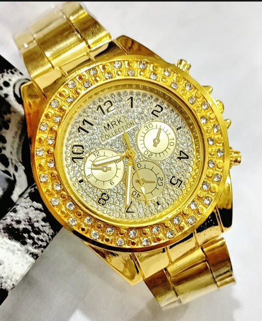 Luxury Golden Analog Watch TheUrbanMart