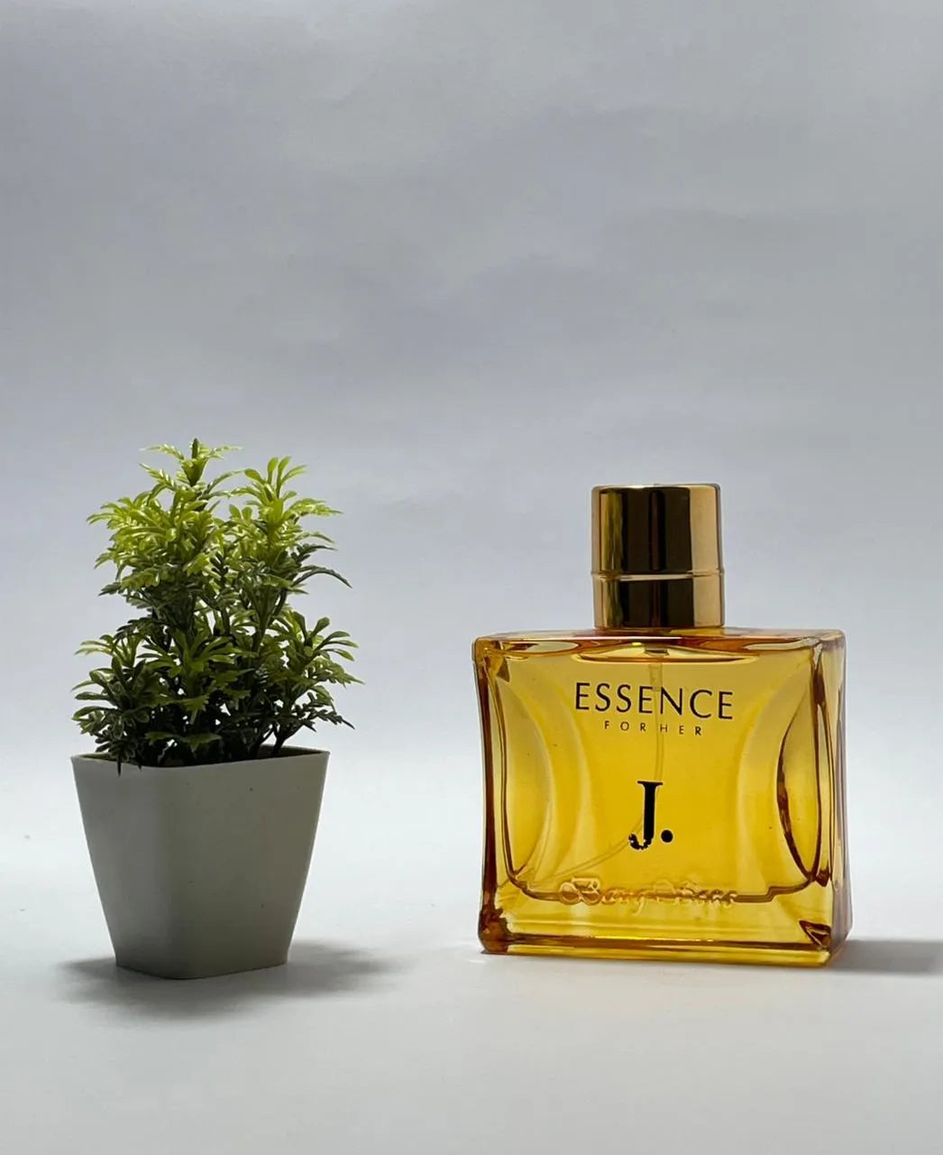 Essence for Her- Eau De Perfume - 100ml TheUrbanMart