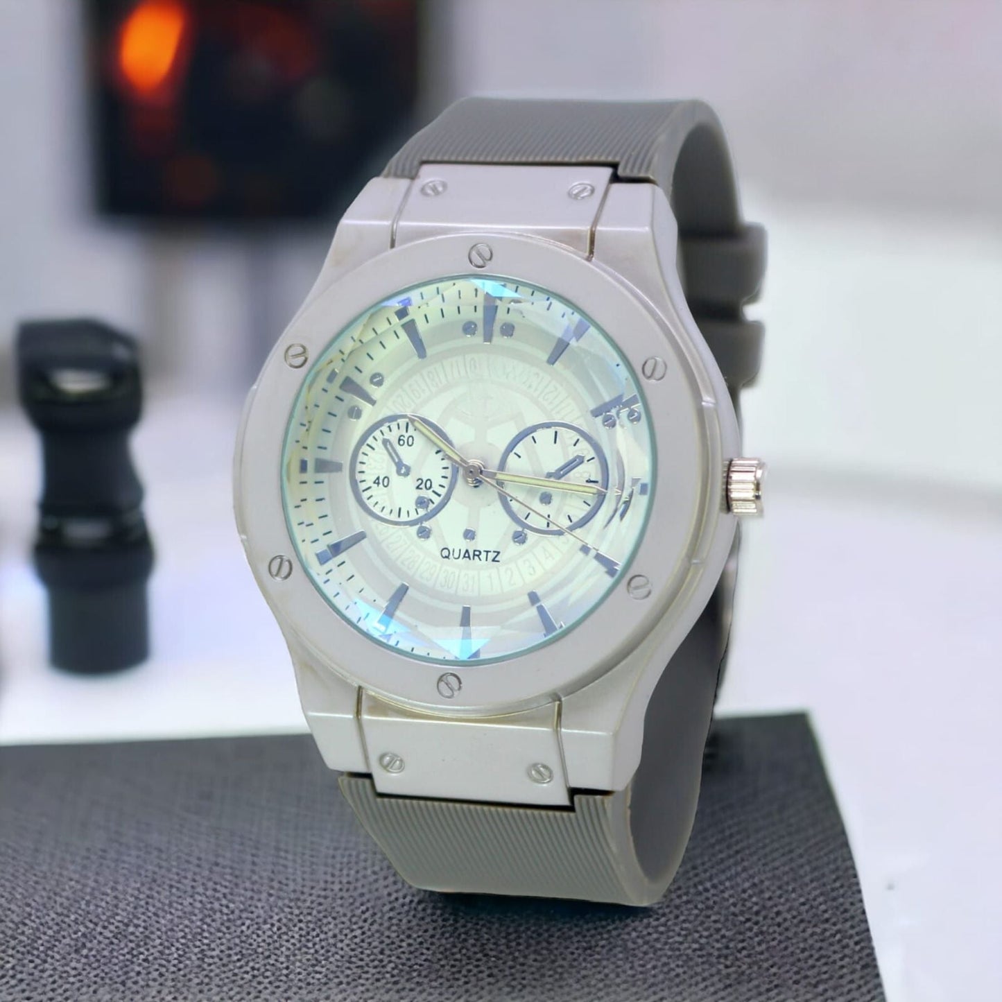 Mens Stylish and Durable design Perfect For Sports And Outdoor Activities TheUrbanMart