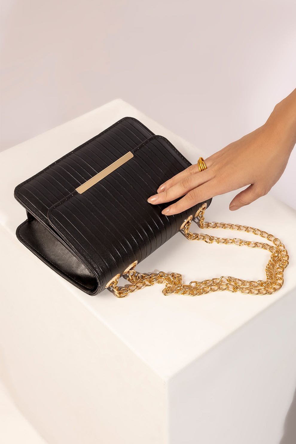 Classic Vintage Purse TheUrbanMart